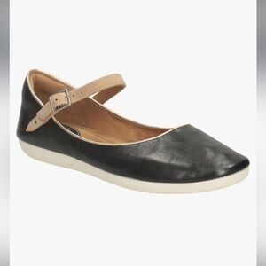 Clarks Black Strapped Mary Jane Flats